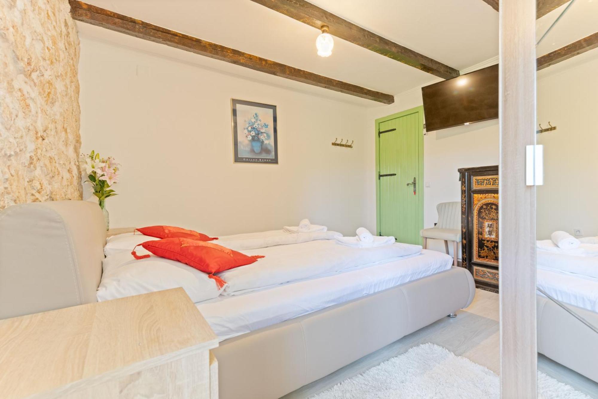 Villa Pristinus Krstatice Экстерьер фото